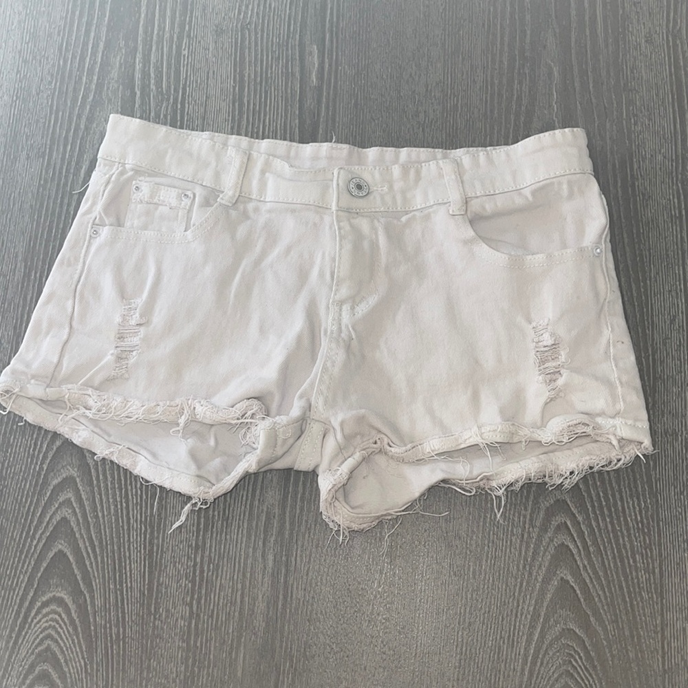 White jean pants, XL but runs small